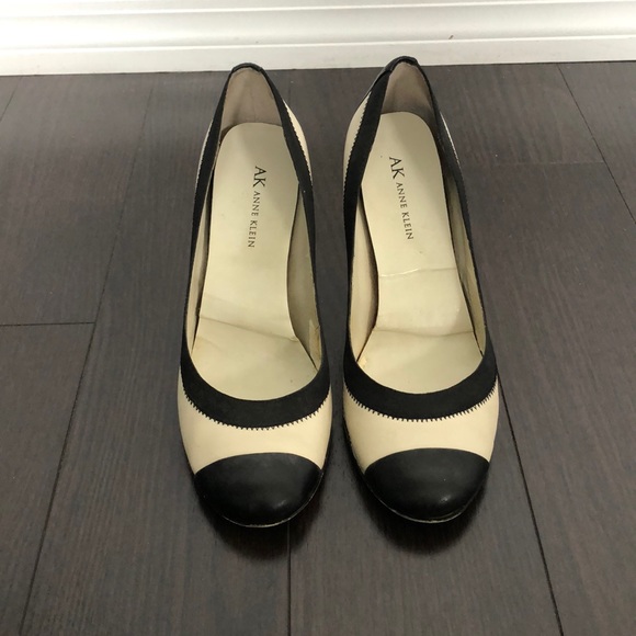 Anne Klein heels - Picture 2 of 3